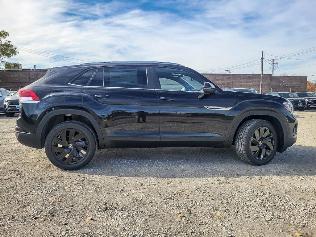 new 2026 Volkswagen Atlas Cross Sport car, priced at $45,906