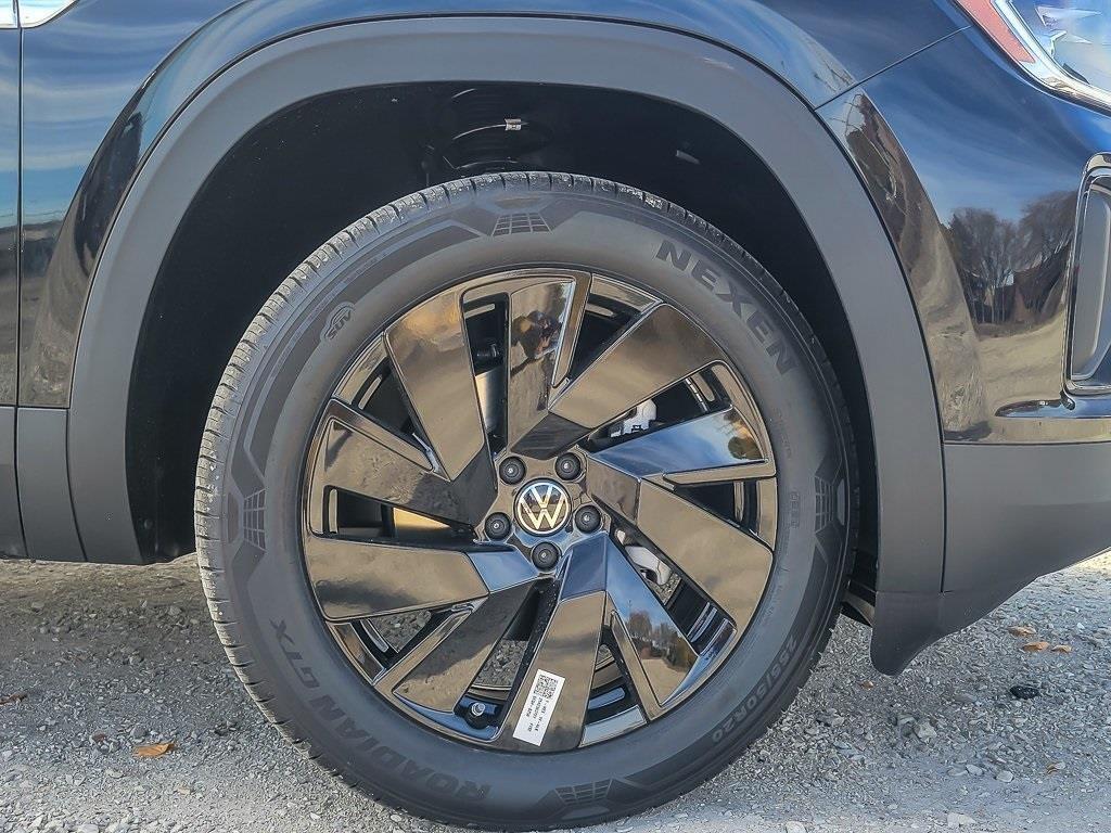 new 2026 Volkswagen Atlas Cross Sport car, priced at $45,906