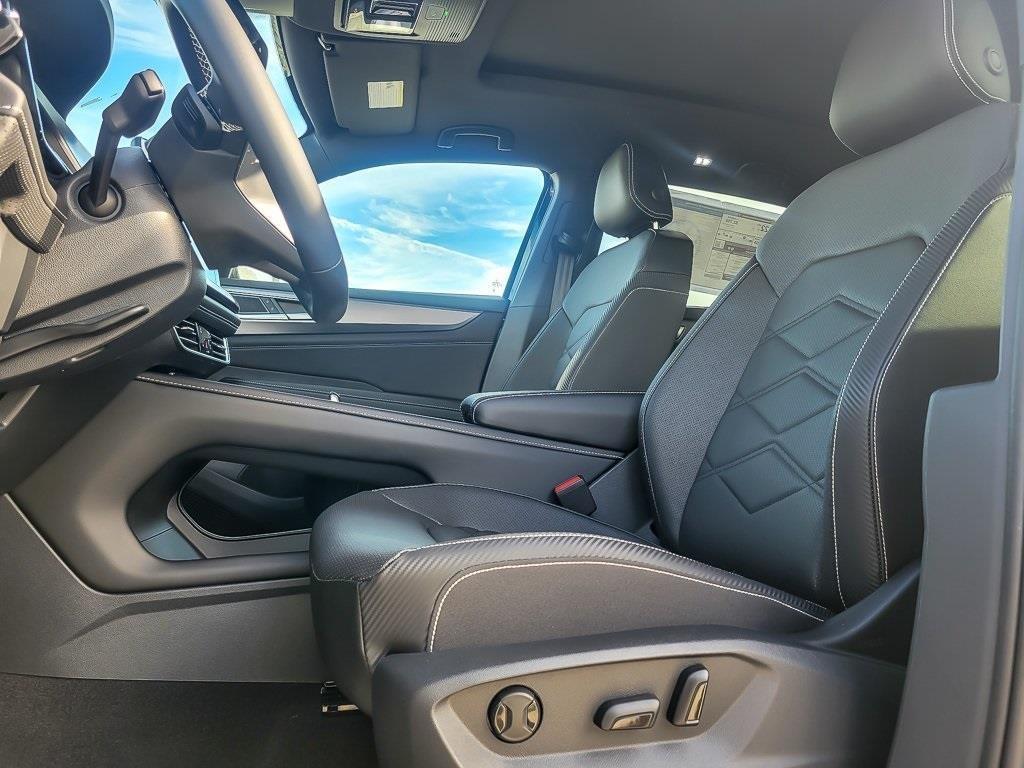 new 2026 Volkswagen Atlas Cross Sport car, priced at $45,906