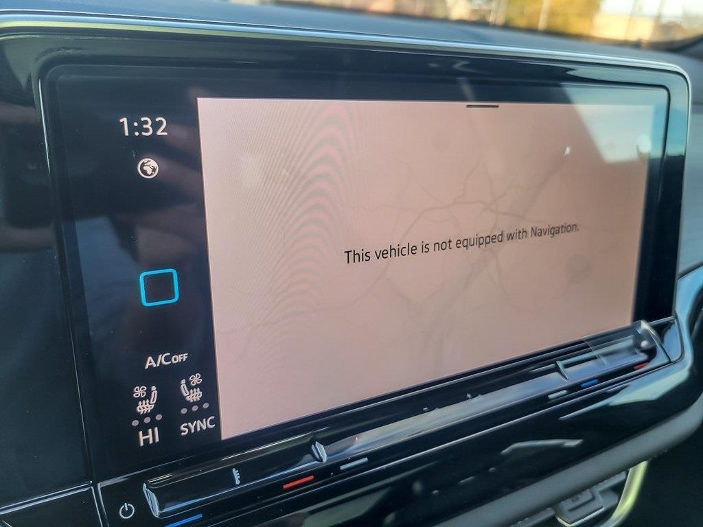 new 2026 Volkswagen Atlas Cross Sport car, priced at $45,906