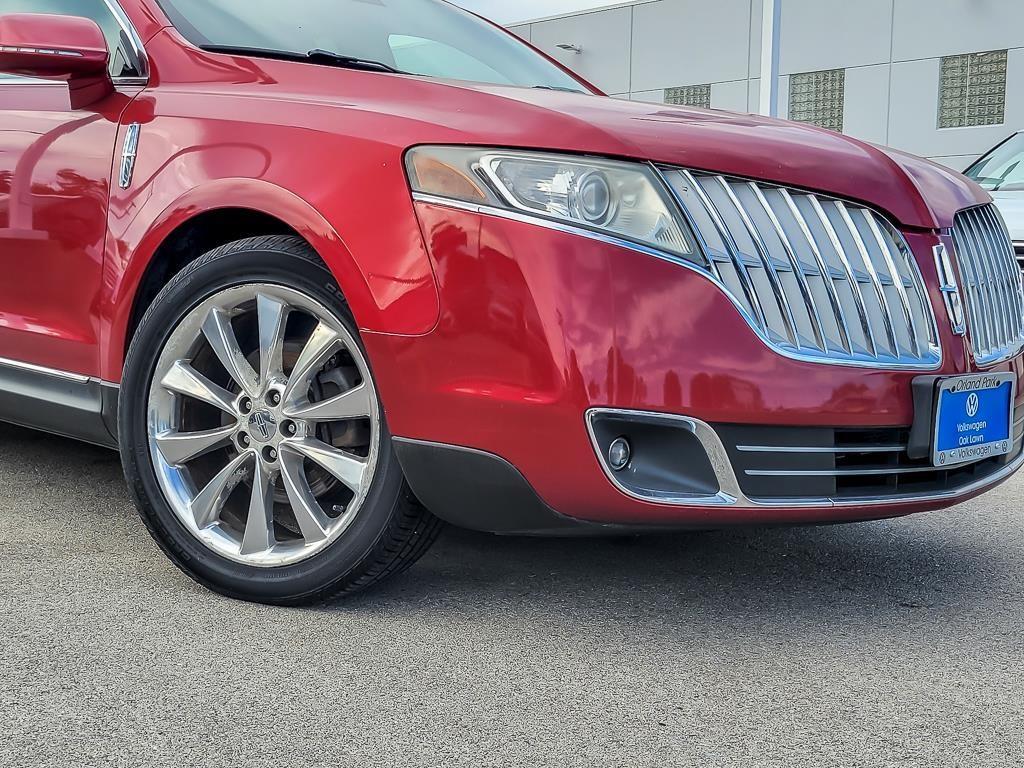 used 2012 Lincoln MKT car, priced at $5,685