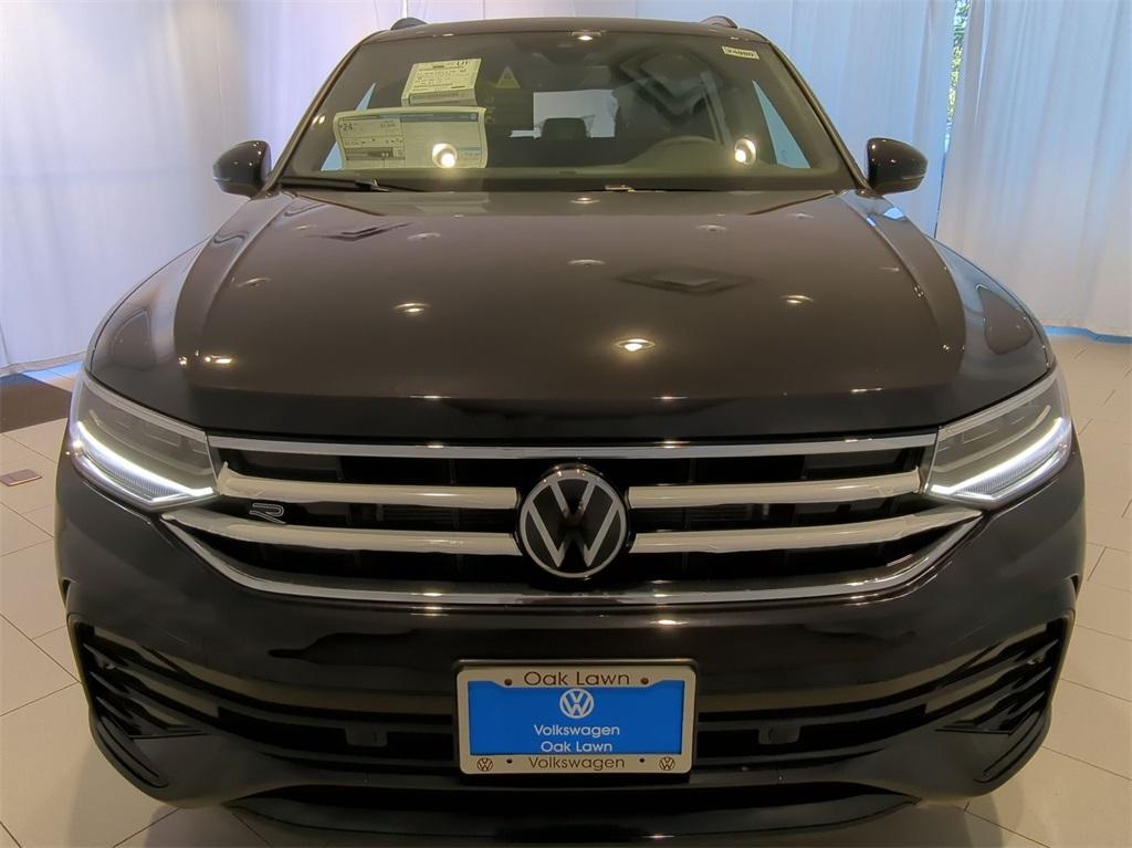 new 2024 Volkswagen Tiguan car, priced at $33,274