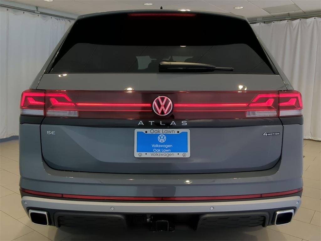 new 2025 Volkswagen Atlas car, priced at $43,764