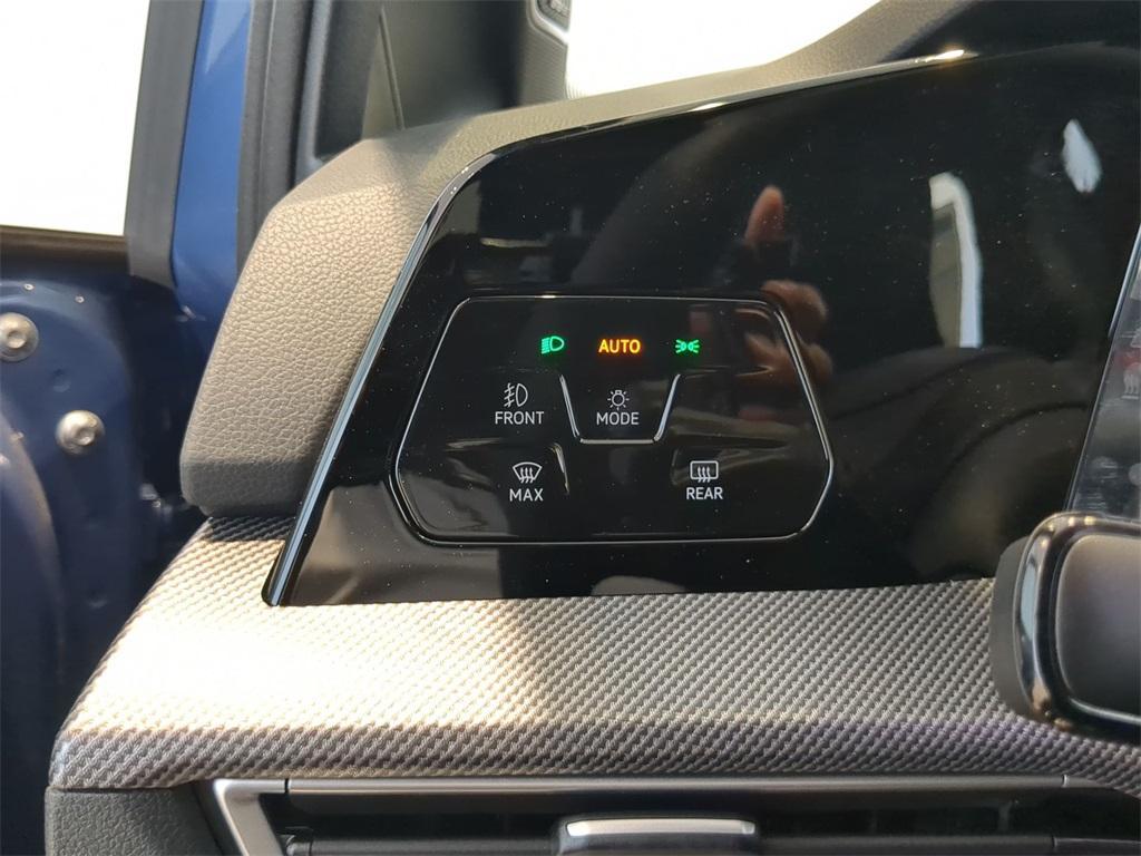 new 2025 Volkswagen Golf GTI car, priced at $38,125