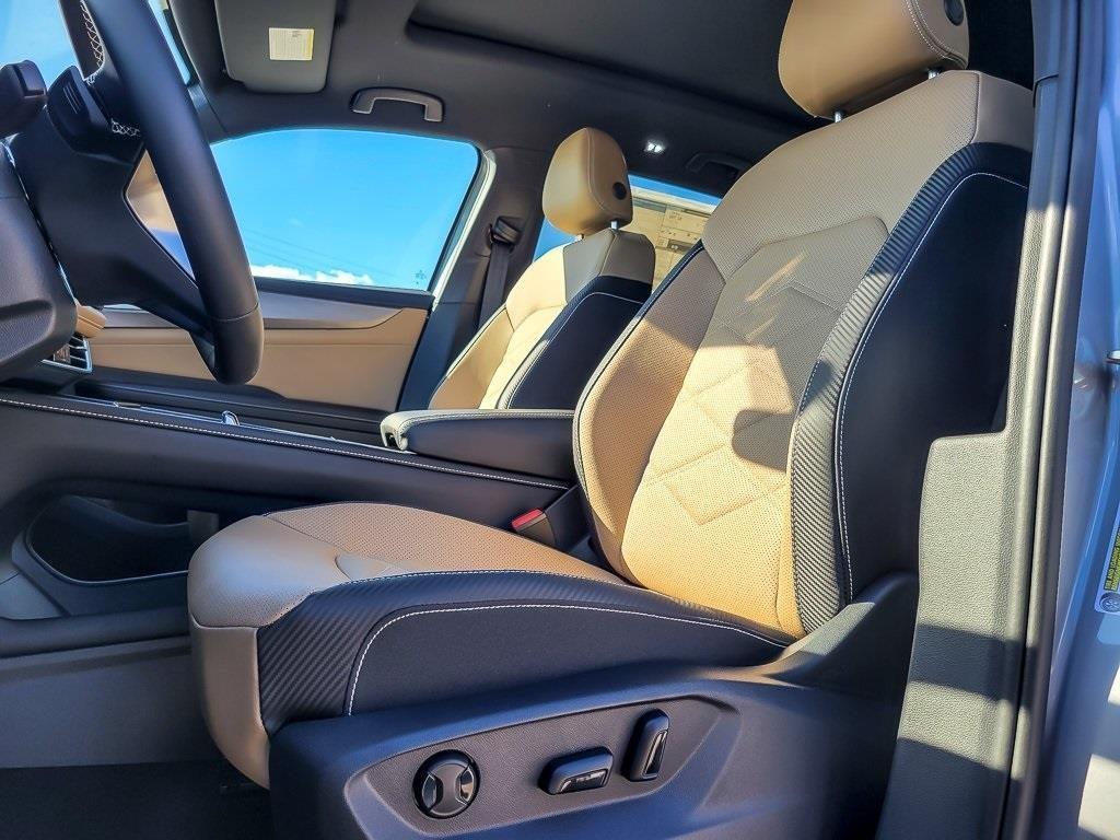 new 2026 Volkswagen Atlas Cross Sport car, priced at $45,894
