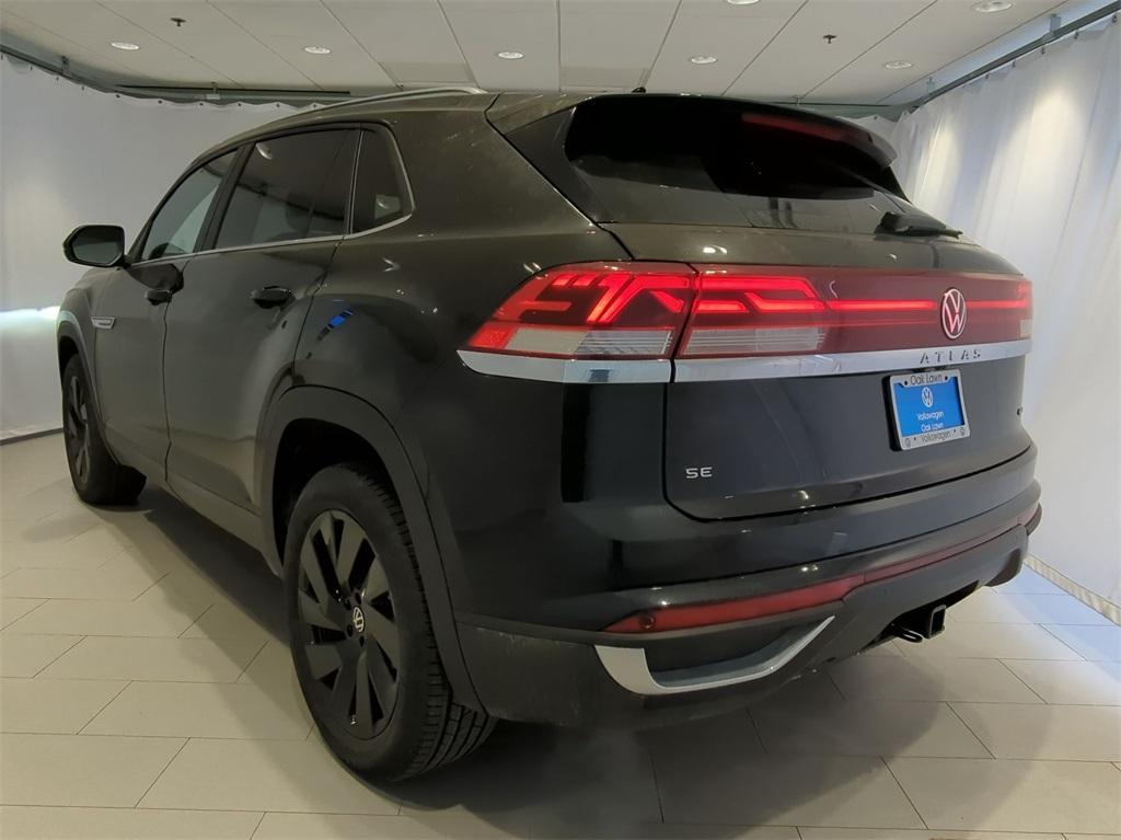 new 2025 Volkswagen Atlas Cross Sport car, priced at $42,175