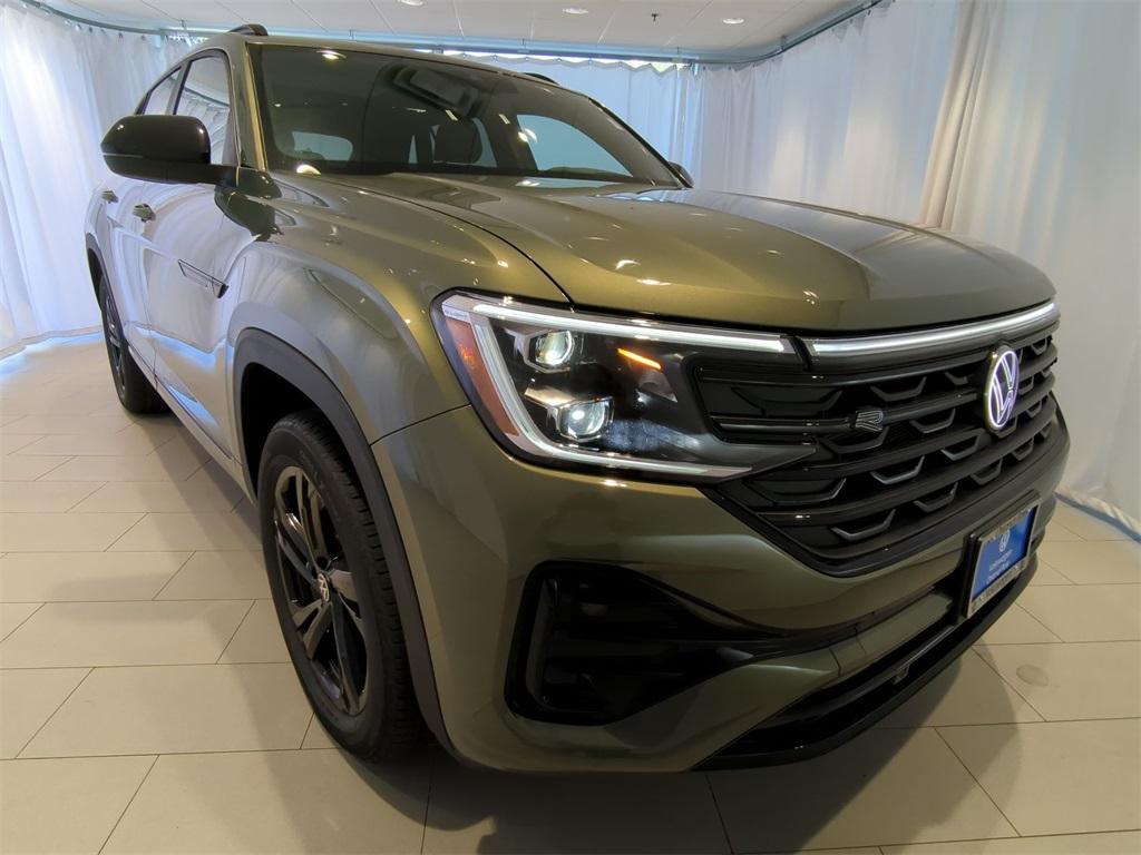 new 2025 Volkswagen Atlas Cross Sport car, priced at $48,480