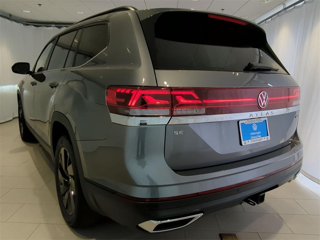 new 2025 Volkswagen Atlas car, priced at $44,043