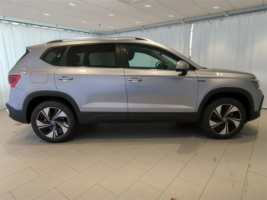 new 2024 Volkswagen Taos car, priced at $27,456