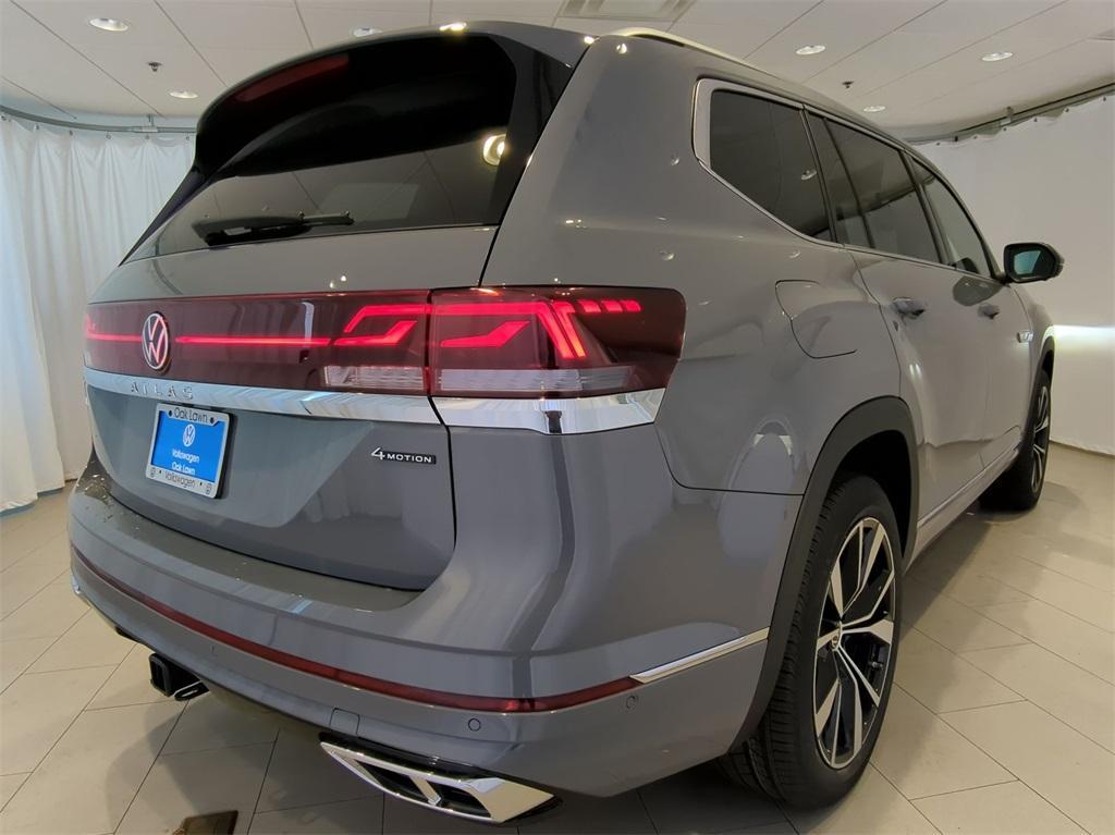 new 2025 Volkswagen Atlas car, priced at $52,175