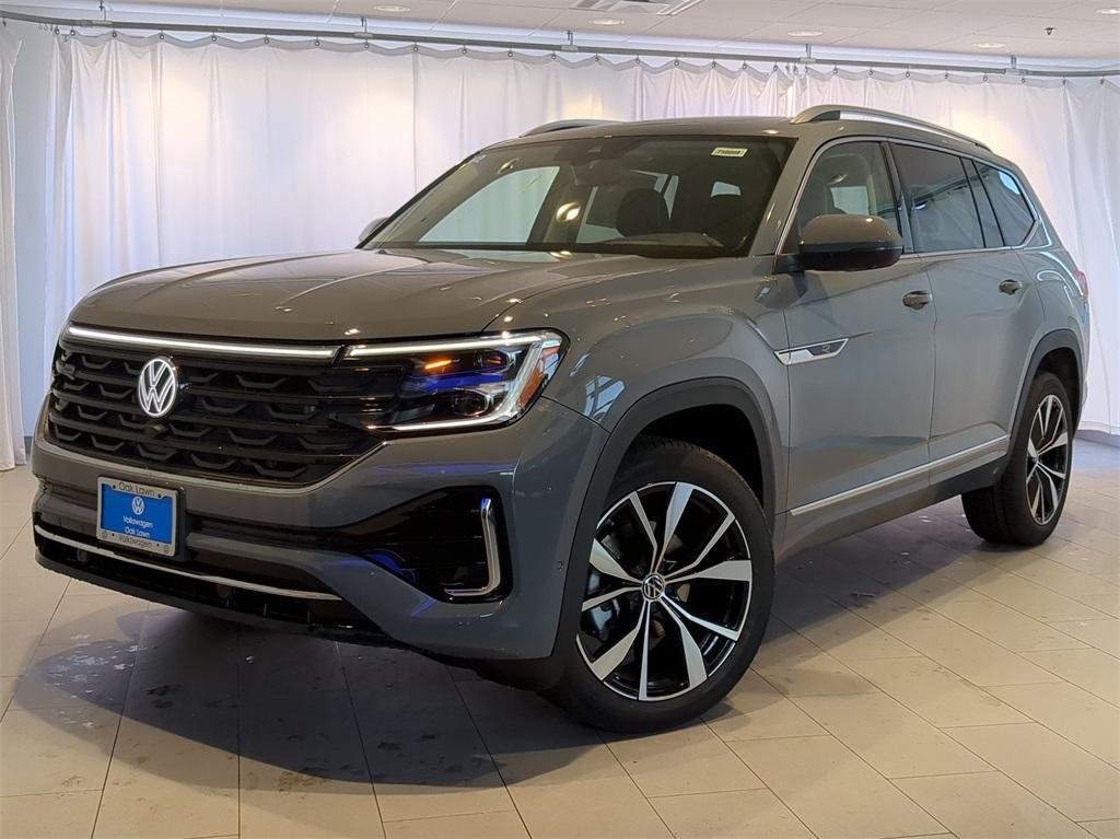 new 2025 Volkswagen Atlas car, priced at $51,675