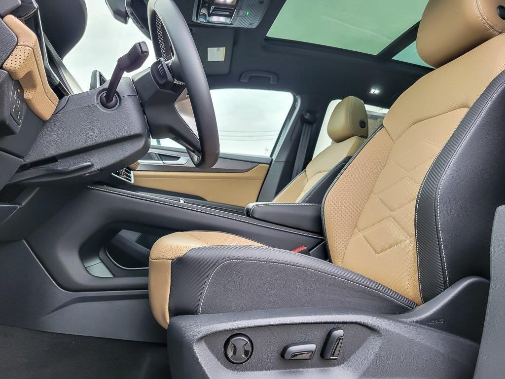 new 2026 Volkswagen Atlas Cross Sport car, priced at $46,526