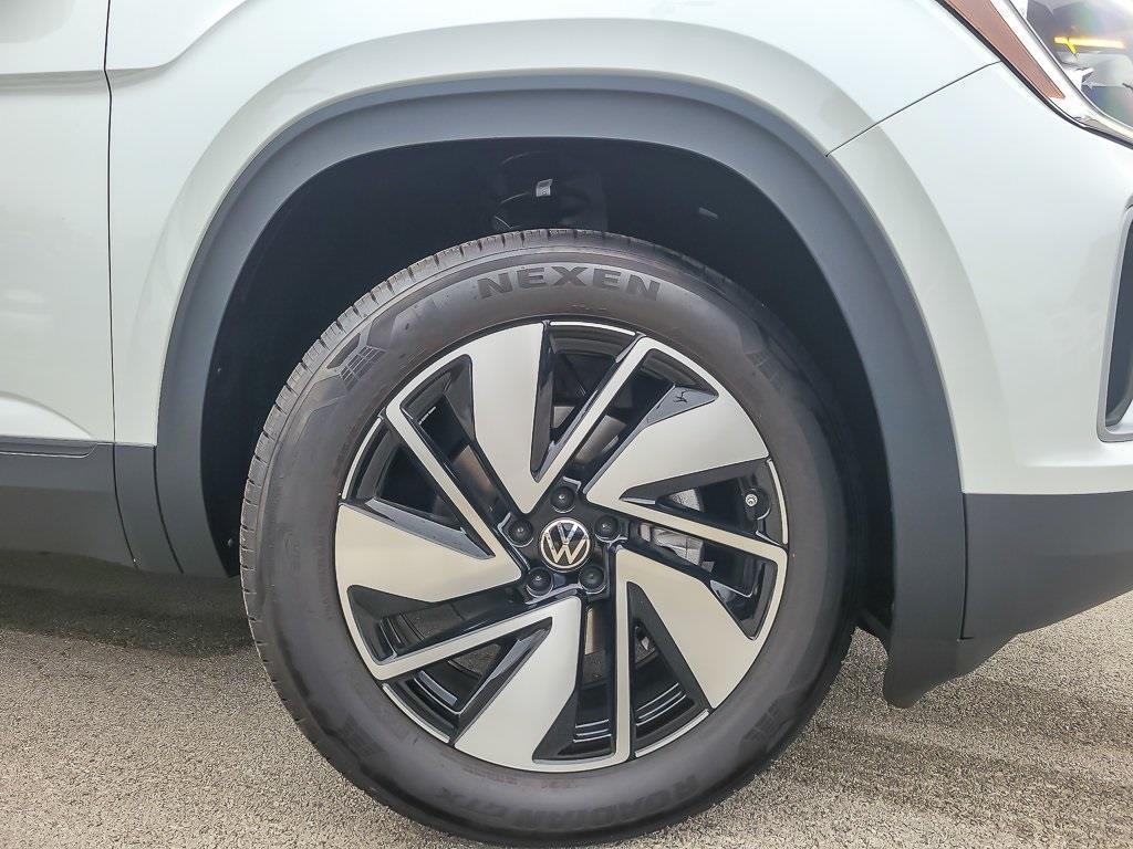 new 2026 Volkswagen Atlas car, priced at $46,375