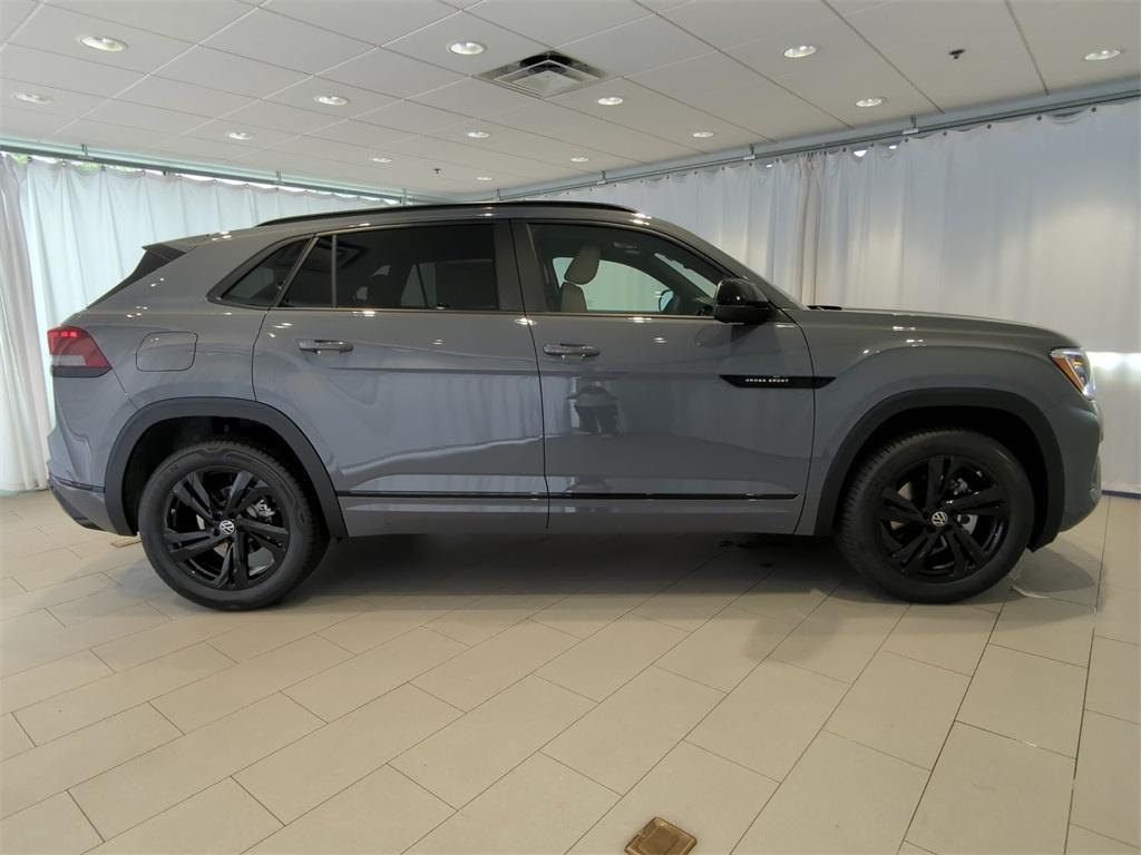 new 2025 Volkswagen Atlas Cross Sport car, priced at $47,917