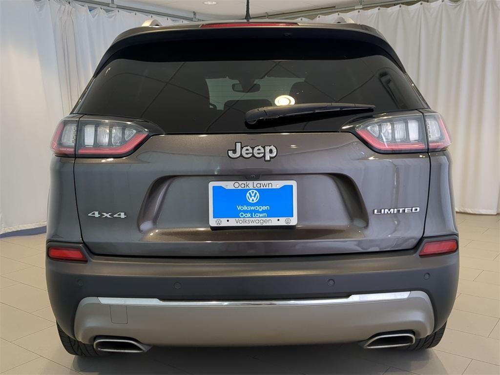 used 2020 Jeep Cherokee car, priced at $21,393
