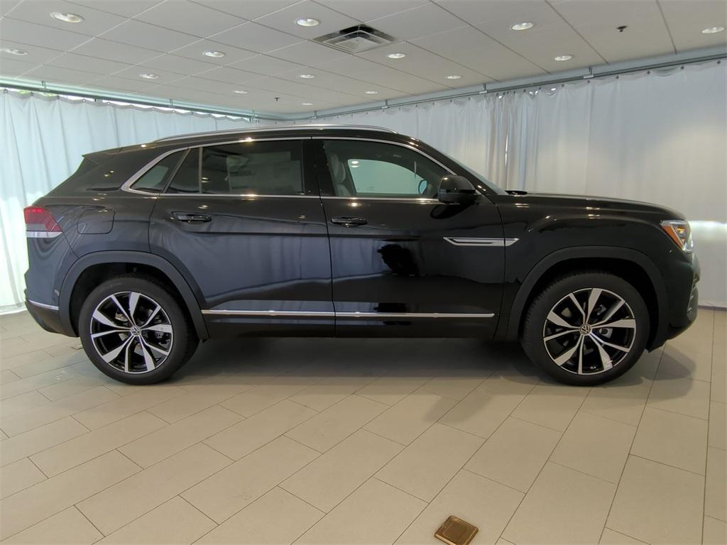new 2025 Volkswagen Atlas Cross Sport car, priced at $52,185