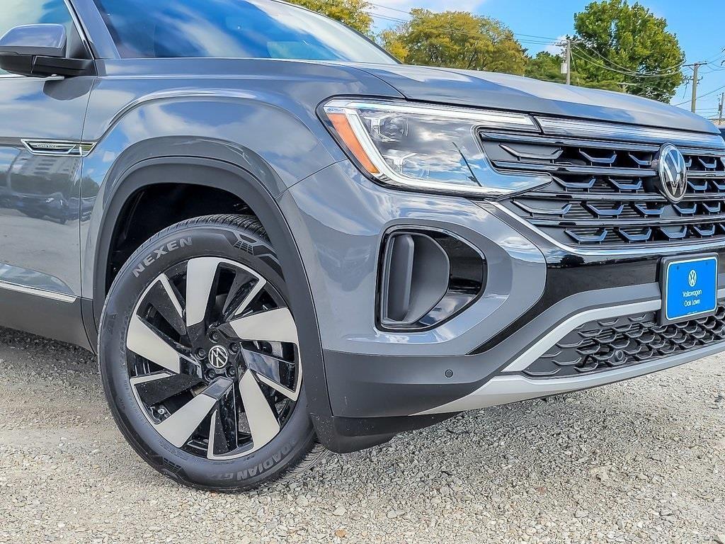 new 2026 Volkswagen Atlas Cross Sport car, priced at $48,867