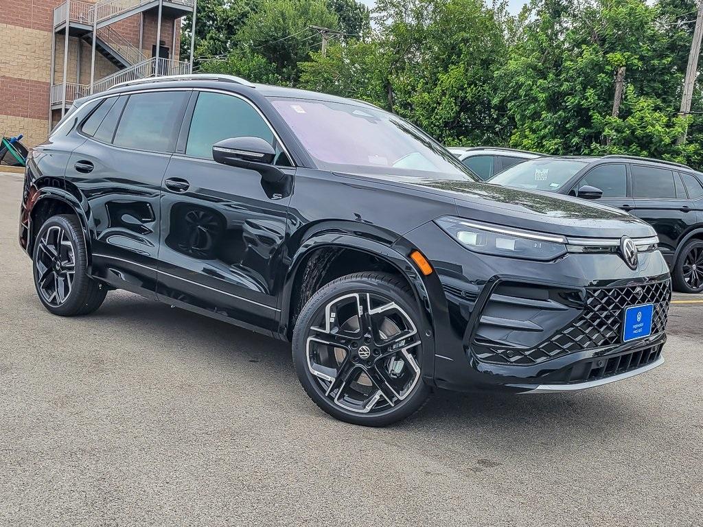 new 2025 Volkswagen Tiguan car, priced at $42,936