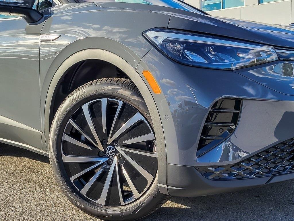 new 2025 Volkswagen ID.4 car, priced at $46,171
