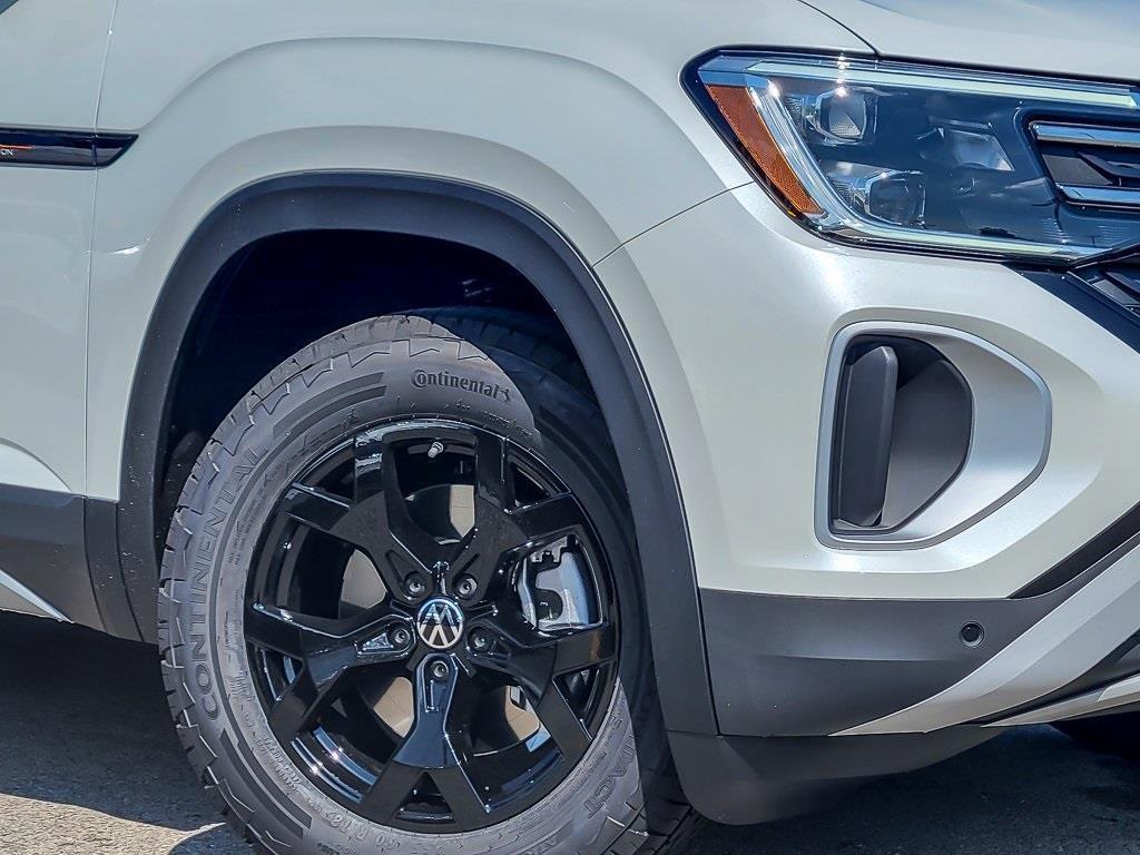 new 2026 Volkswagen Atlas car, priced at $48,362