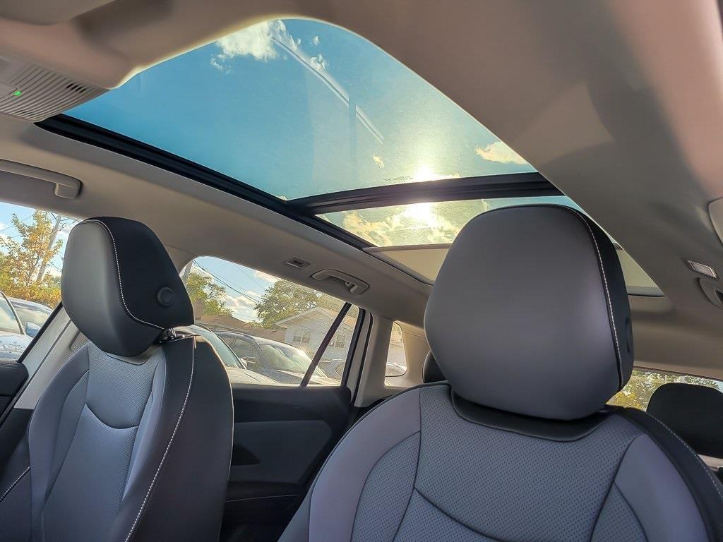 new 2025 Volkswagen Tiguan car, priced at $33,695