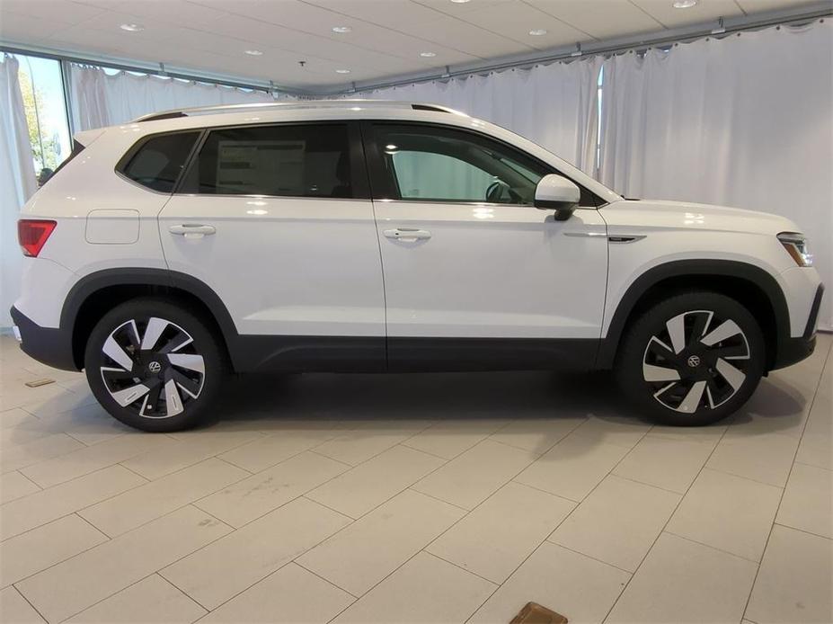 new 2024 Volkswagen Taos car, priced at $31,232