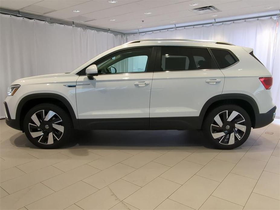 new 2024 Volkswagen Taos car, priced at $31,232