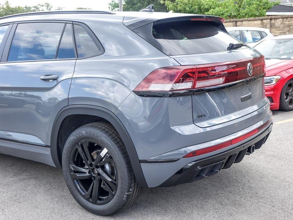 new 2026 Volkswagen Atlas Cross Sport car, priced at $51,225