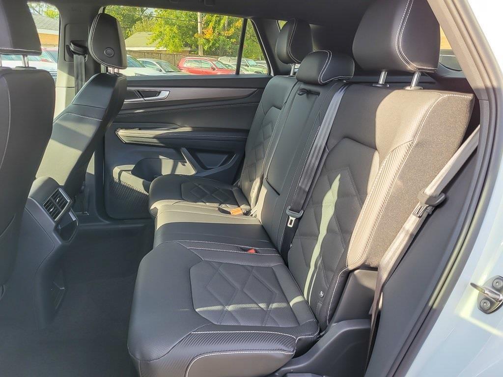 new 2026 Volkswagen Atlas Cross Sport car, priced at $41,030