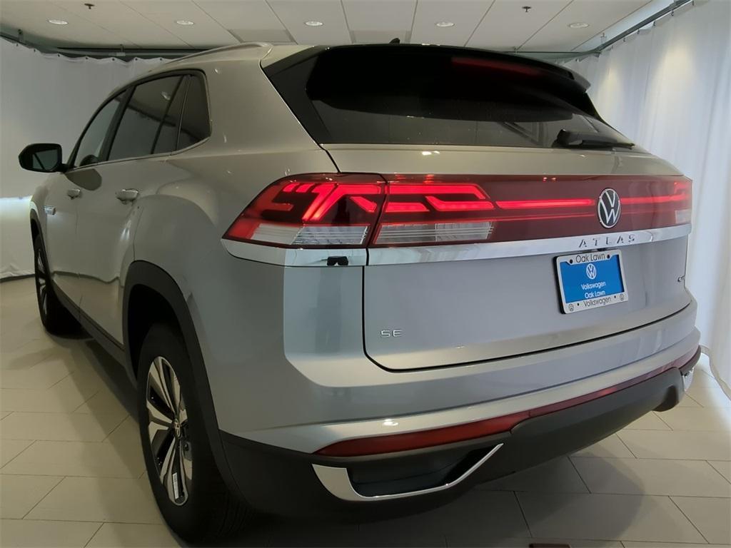 new 2025 Volkswagen Atlas Cross Sport car, priced at $39,014