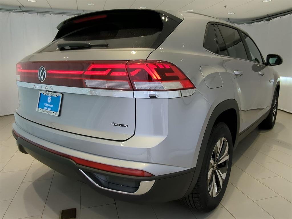 new 2025 Volkswagen Atlas Cross Sport car, priced at $39,014