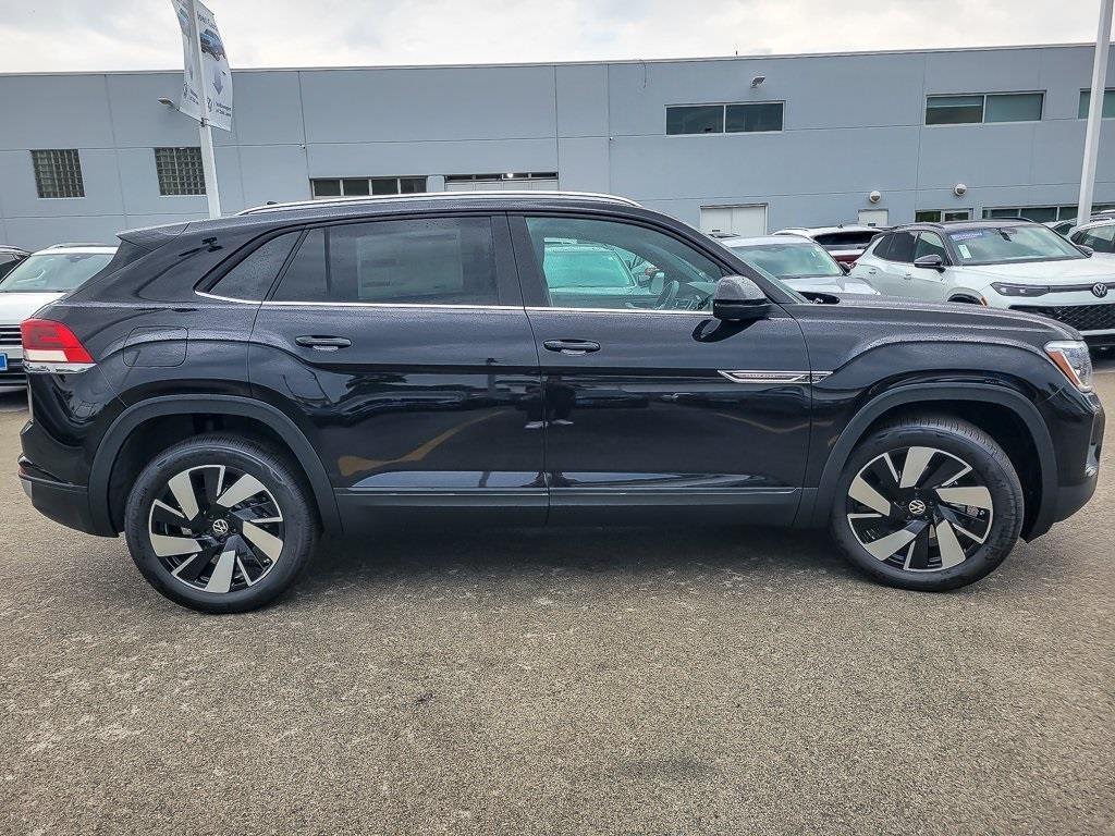 new 2026 Volkswagen Atlas Cross Sport car, priced at $46,103