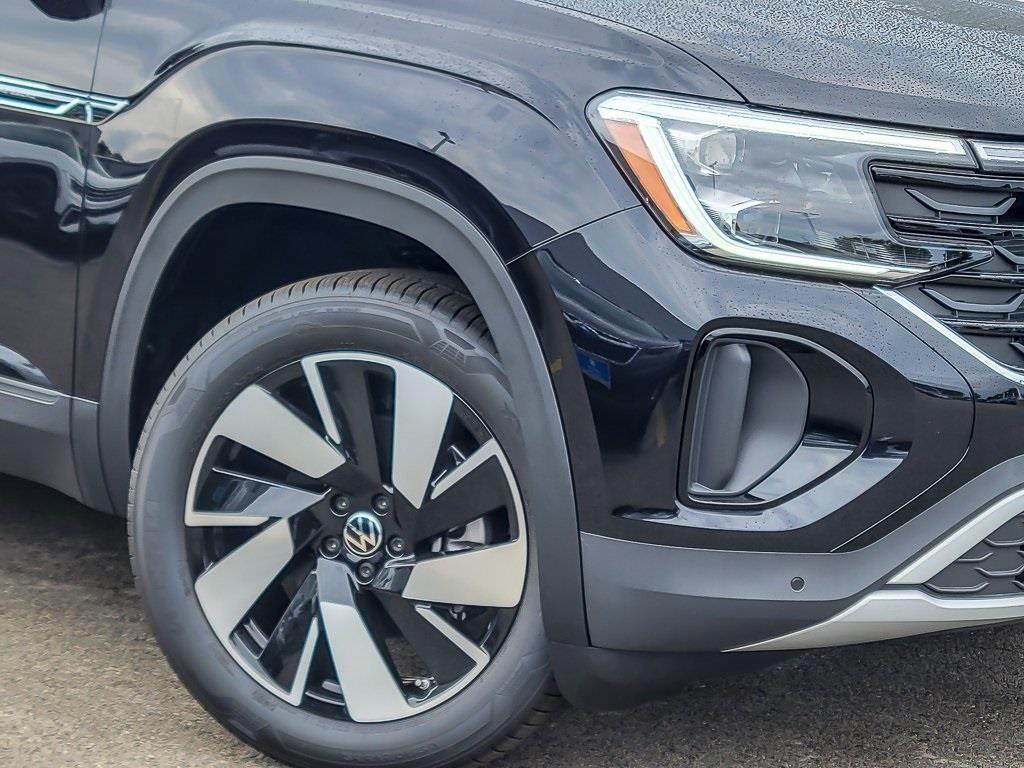 new 2026 Volkswagen Atlas Cross Sport car, priced at $46,103