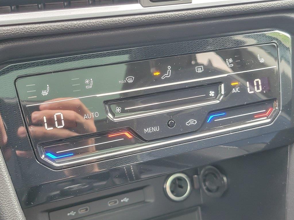 new 2025 Volkswagen Taos car, priced at $33,556