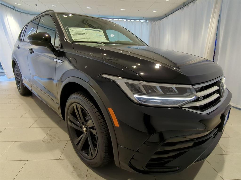 new 2024 Volkswagen Tiguan car, priced at $33,274