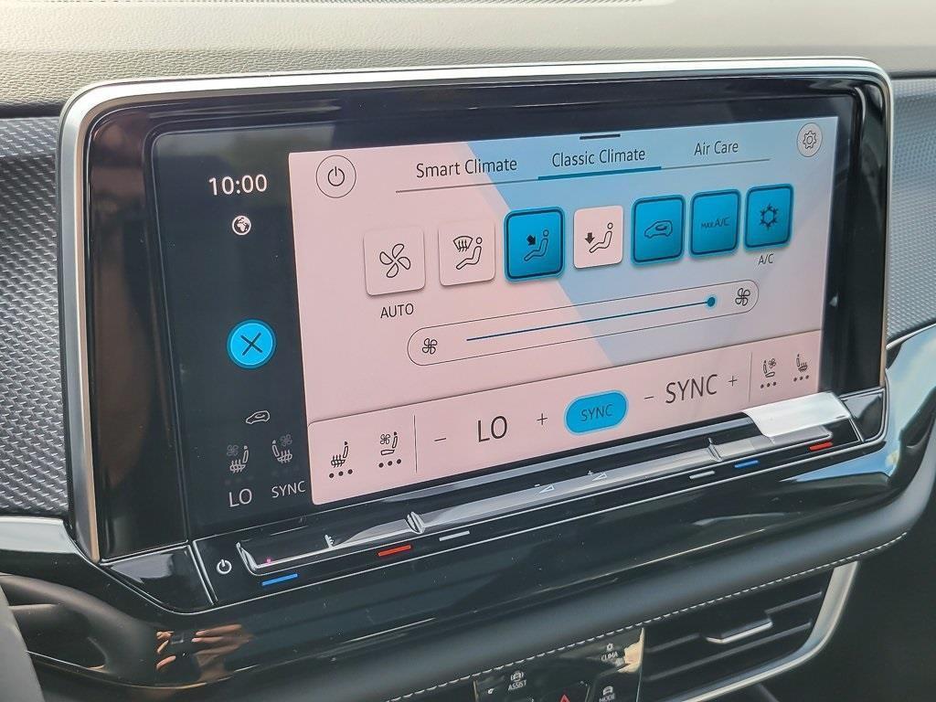 new 2026 Volkswagen Atlas Cross Sport car, priced at $50,725