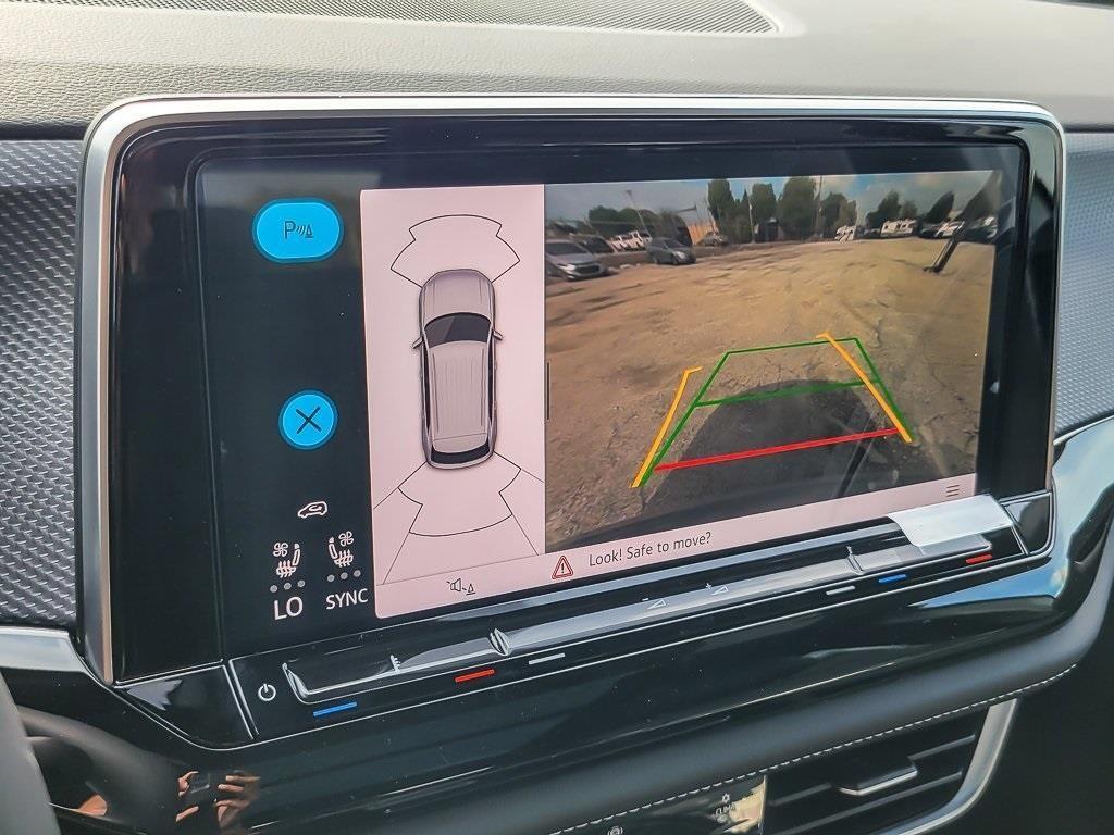 new 2026 Volkswagen Atlas Cross Sport car, priced at $50,725