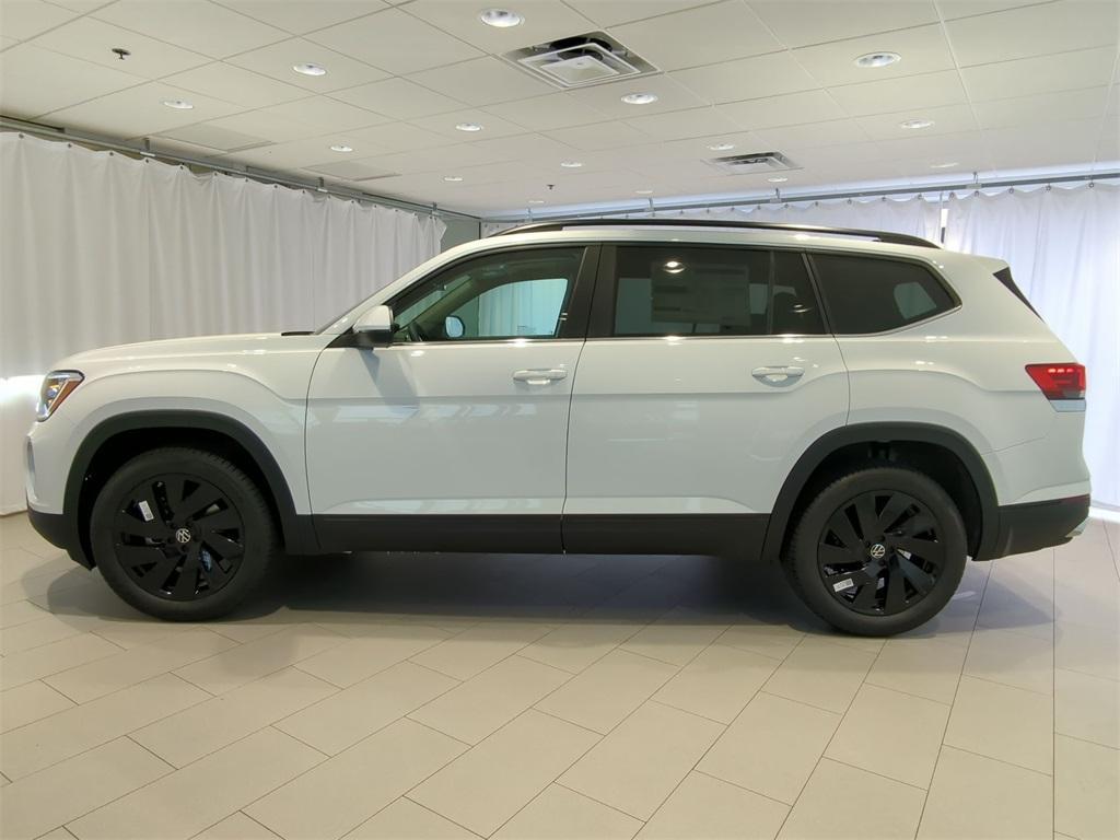 new 2025 Volkswagen Atlas car, priced at $44,184