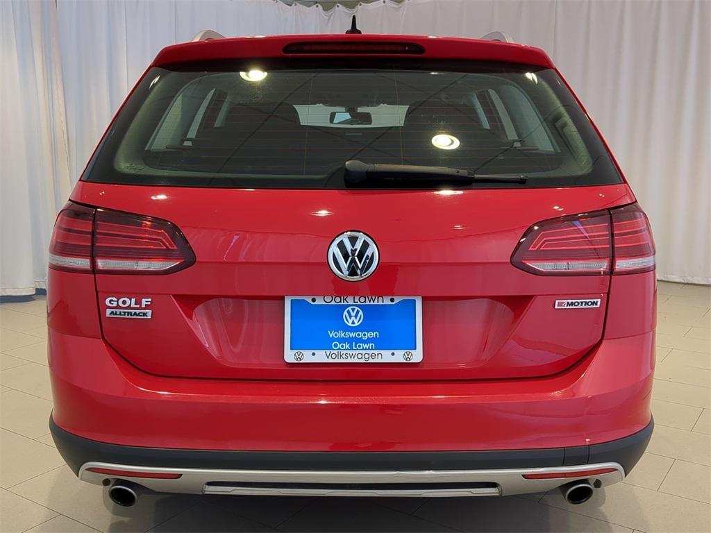 used 2019 Volkswagen Golf Alltrack car, priced at $23,991