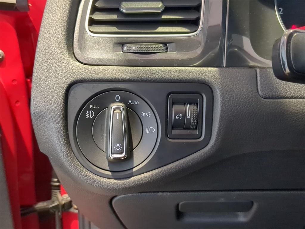 used 2019 Volkswagen Golf Alltrack car, priced at $23,991