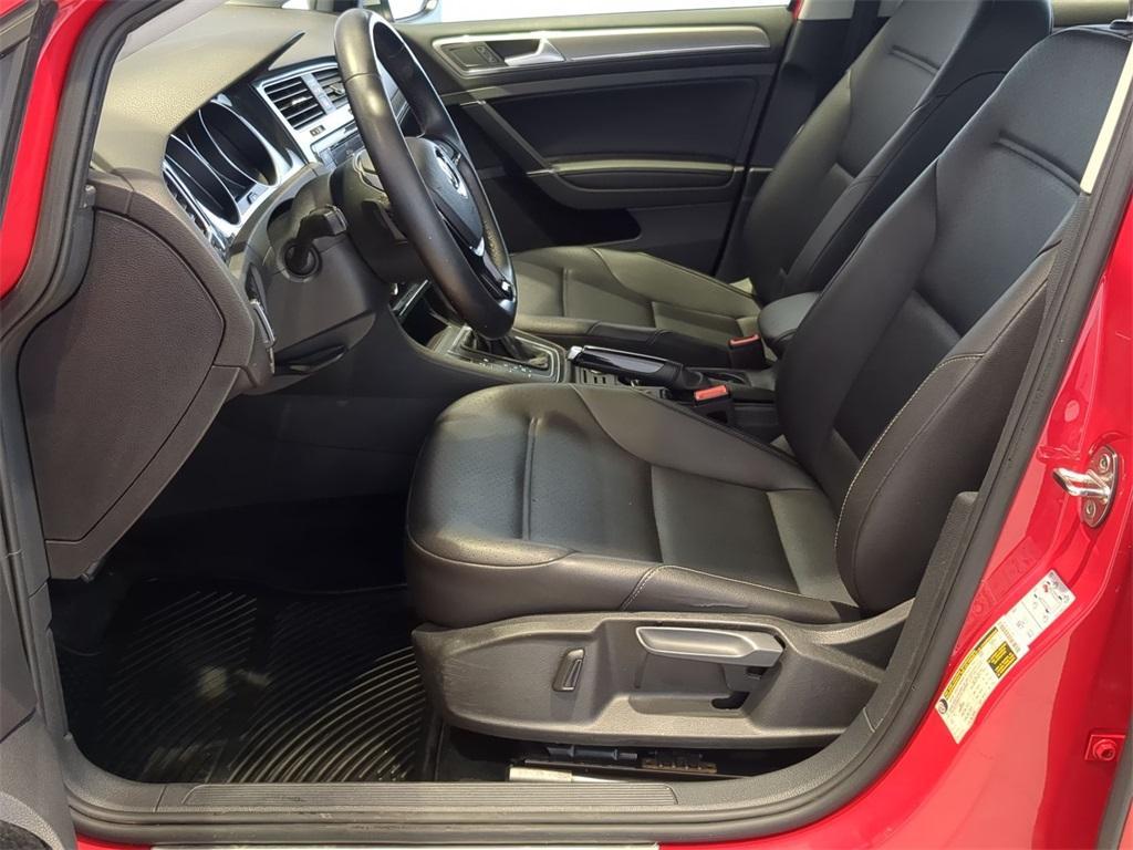 used 2019 Volkswagen Golf Alltrack car, priced at $23,991