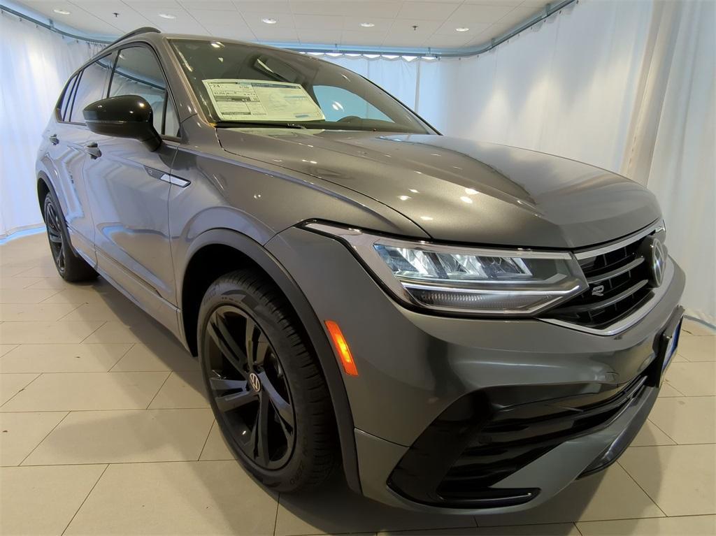 new 2024 Volkswagen Tiguan car, priced at $33,784