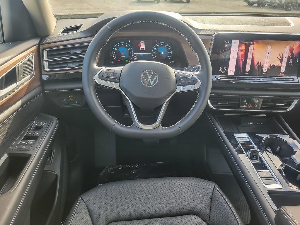 new 2026 Volkswagen Atlas car, priced at $46,503