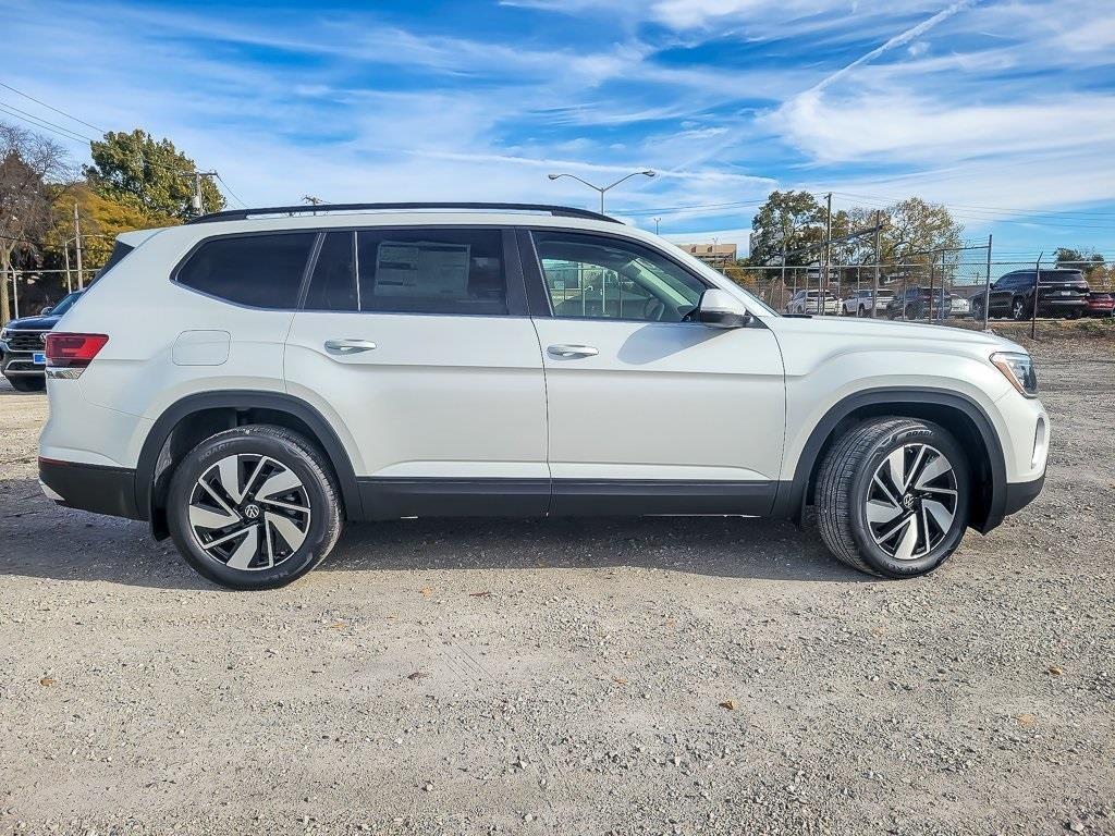 new 2026 Volkswagen Atlas car, priced at $46,503