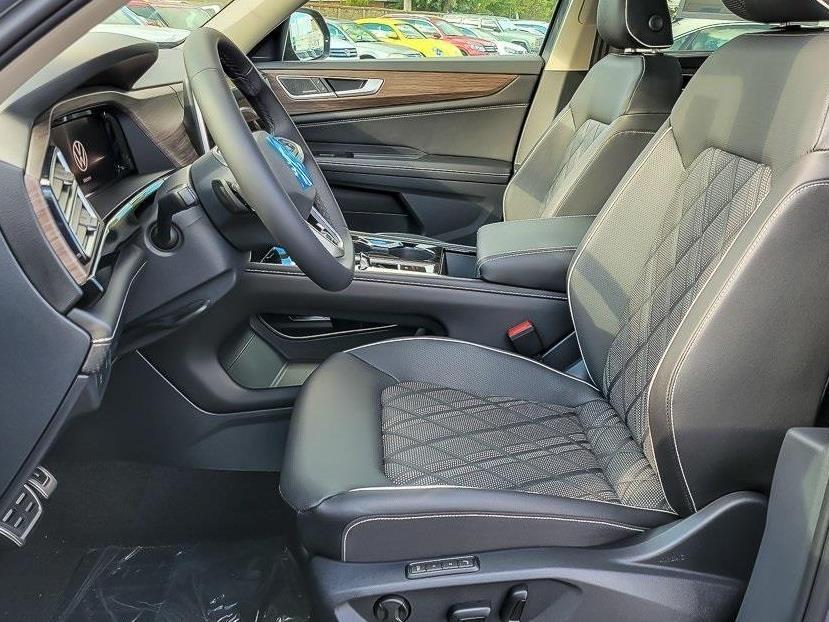 new 2026 Volkswagen Atlas car, priced at $54,716