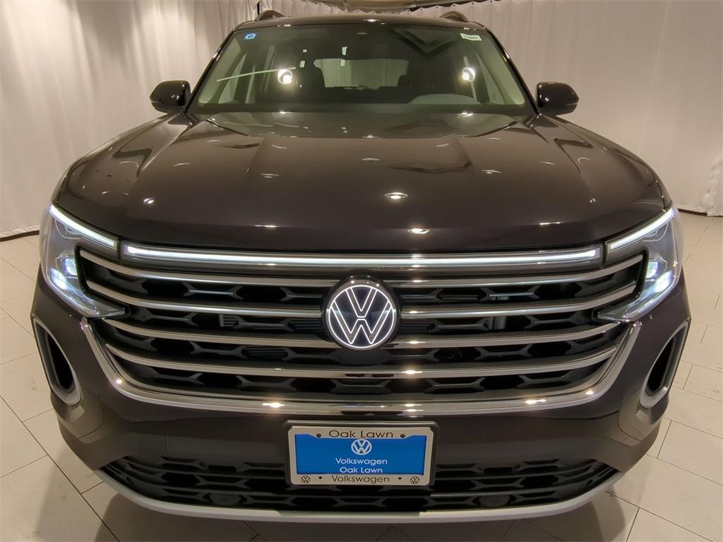 new 2025 Volkswagen Atlas car, priced at $45,073