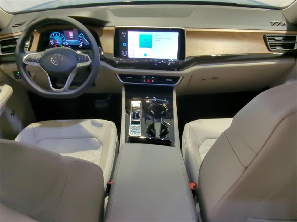 new 2025 Volkswagen Atlas car, priced at $42,640
