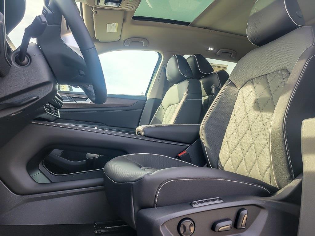 new 2026 Volkswagen Atlas car, priced at $54,279