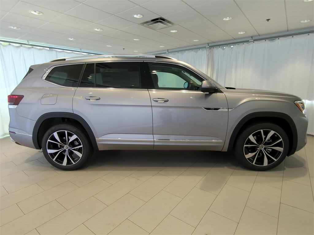 new 2025 Volkswagen Atlas car, priced at $52,009