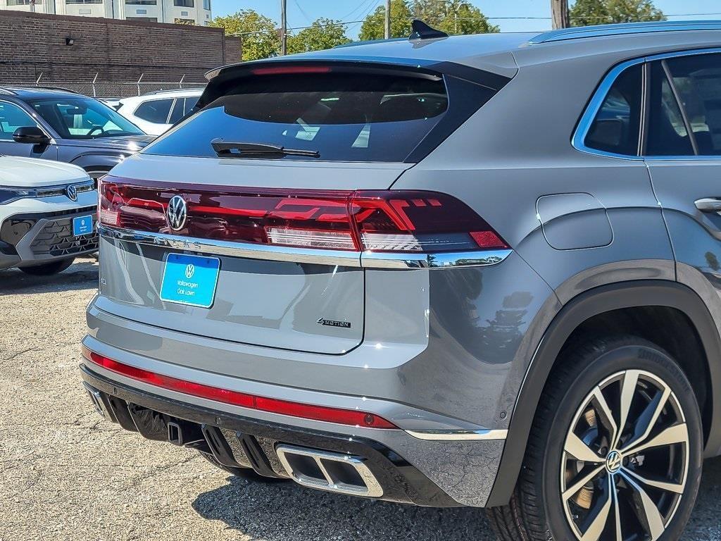 new 2026 Volkswagen Atlas Cross Sport car, priced at $53,711